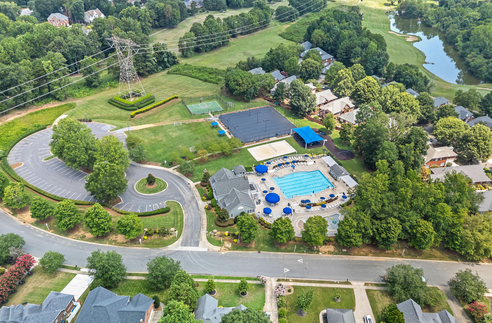 Birkdale neighborhood in Huntersville NC with swim team, golf course, and nearby shopping.